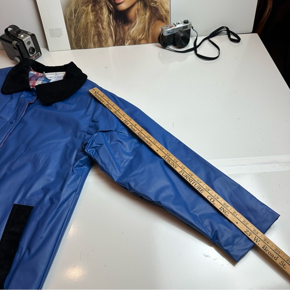 Vintage Plaid-Lined Heritage Raincoat | Blue Slicker · Blair - Picture 6 of 9